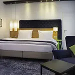 By Ihg Hotel 4*