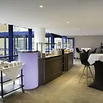Hotel By Ihg 4*