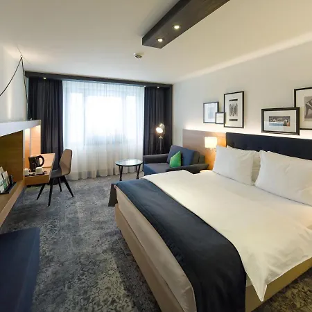 By Ihg Hotel Stuttgart