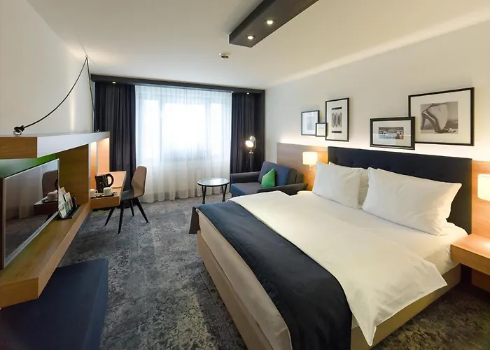 By Ihg Szálloda Stuttgart