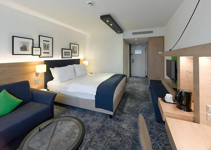 By Ihg Szálloda 4*