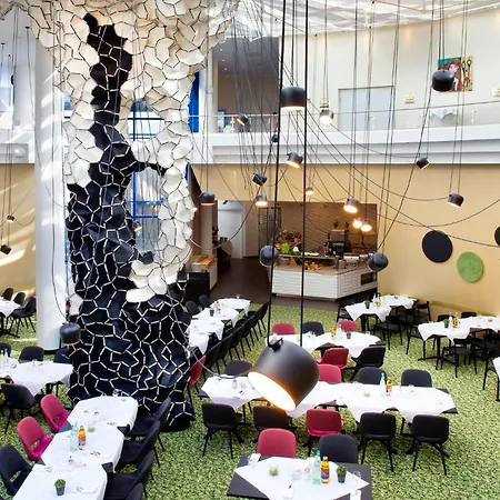 Ξενοδοχείο By Ihg 4*