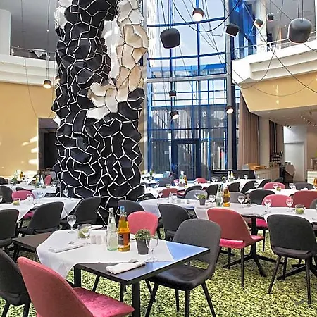 By Ihg 4*