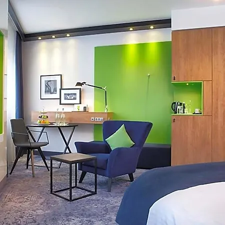 By Ihg Hotel 4*