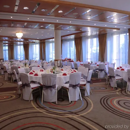 By Ihg Hotel 4*