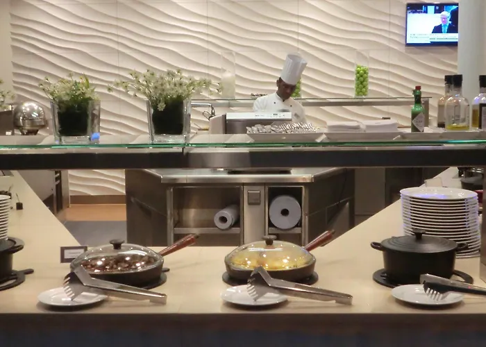 Ξενοδοχείο By Ihg 4*